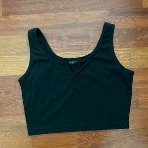 SHEIN Ribbed V Cut Out Front Crop Top